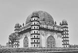 Gol Gumbaz, Bijapur | Images, History, Architecture & Information